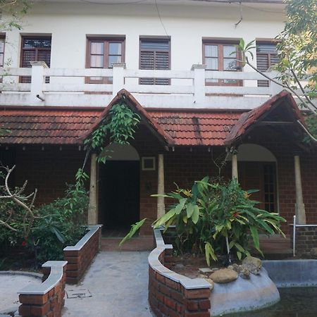 Green's Guest House Auroville Extérieur photo
