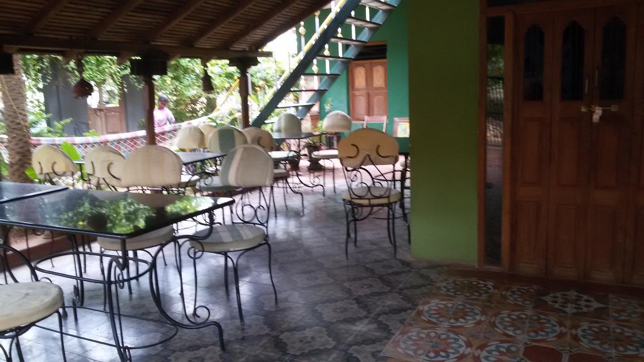 Green's Guest House Auroville Extérieur photo
